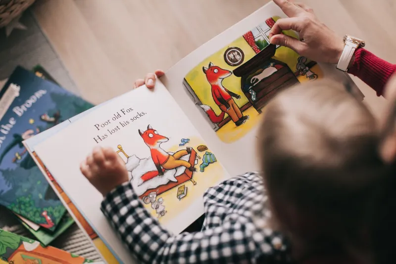 Trolleriboken och det perfekta ordet: Hur nordiska seriespråk formar barnens fantasi